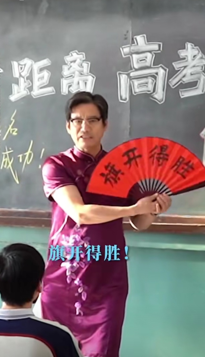 包含特罗瓦克战胜强敌,球队信心大增的词条 包含特罗瓦克战胜强敌,球队信心大增的词条