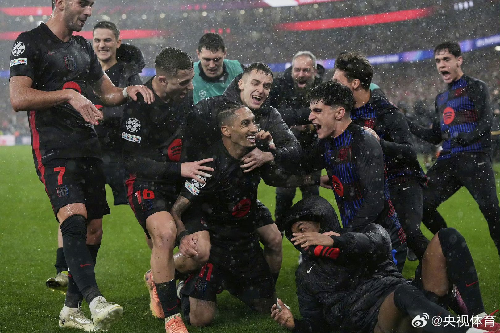 包含巴塞罗那遭遇不胜,球队状态低迷摆脱不易的词条 包含巴塞罗那遭遇不胜,球队状态低迷摆脱不易的词条