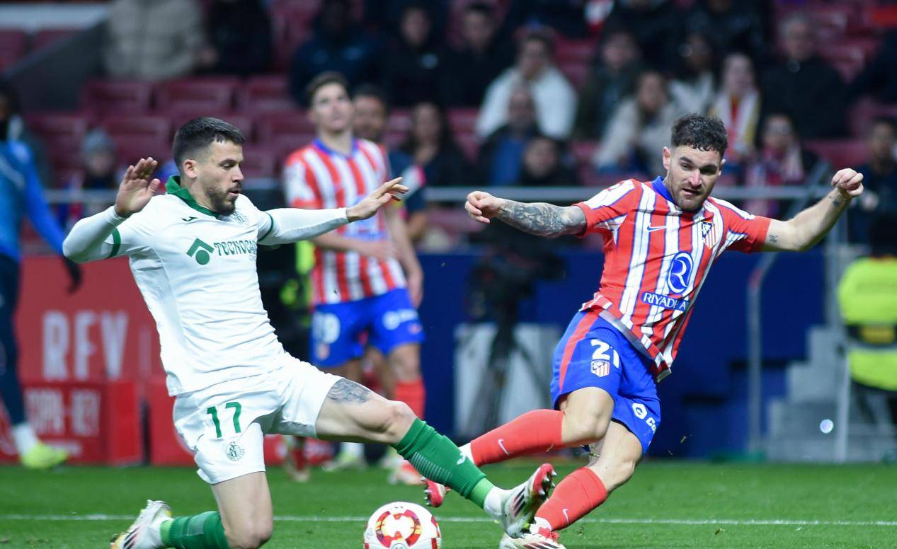 包含西班牙队险胜，晋级仍需努力的词条