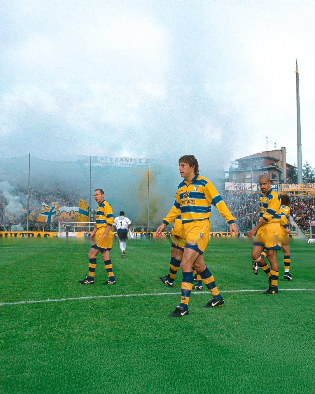 包含绝杀维罗纳队,帕尔马队凭一己之力获胜的词条 包含绝杀维罗纳队,帕尔马队凭一己之力获胜的词条