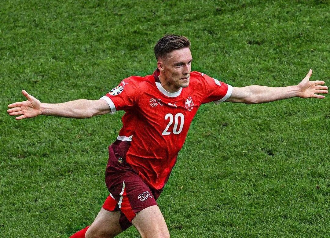 包含欧洲杯赛的一场场风云激战,谁能称霸封王?的词条 包含欧洲杯赛的一场场风云激战,谁能称霸封王?的词条