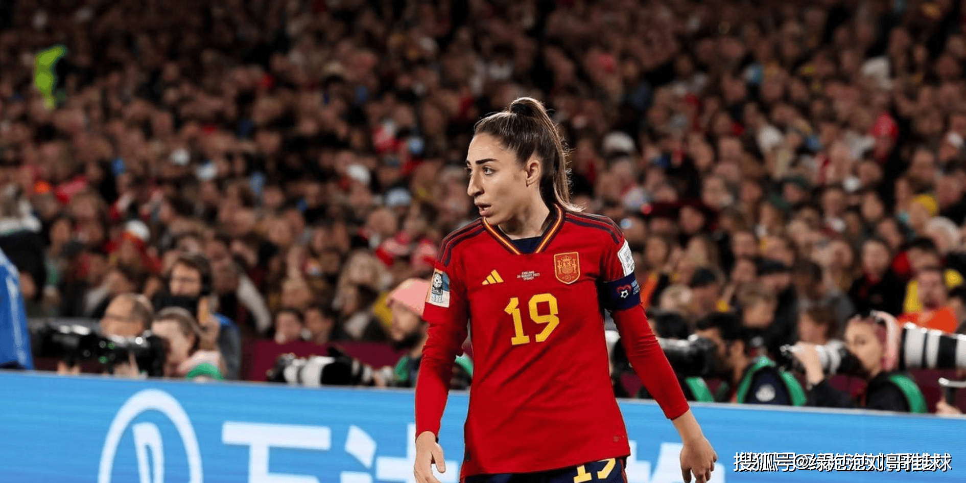 国际足球联赛巴西女足出色表现 国际足球联赛巴西女足出色表现