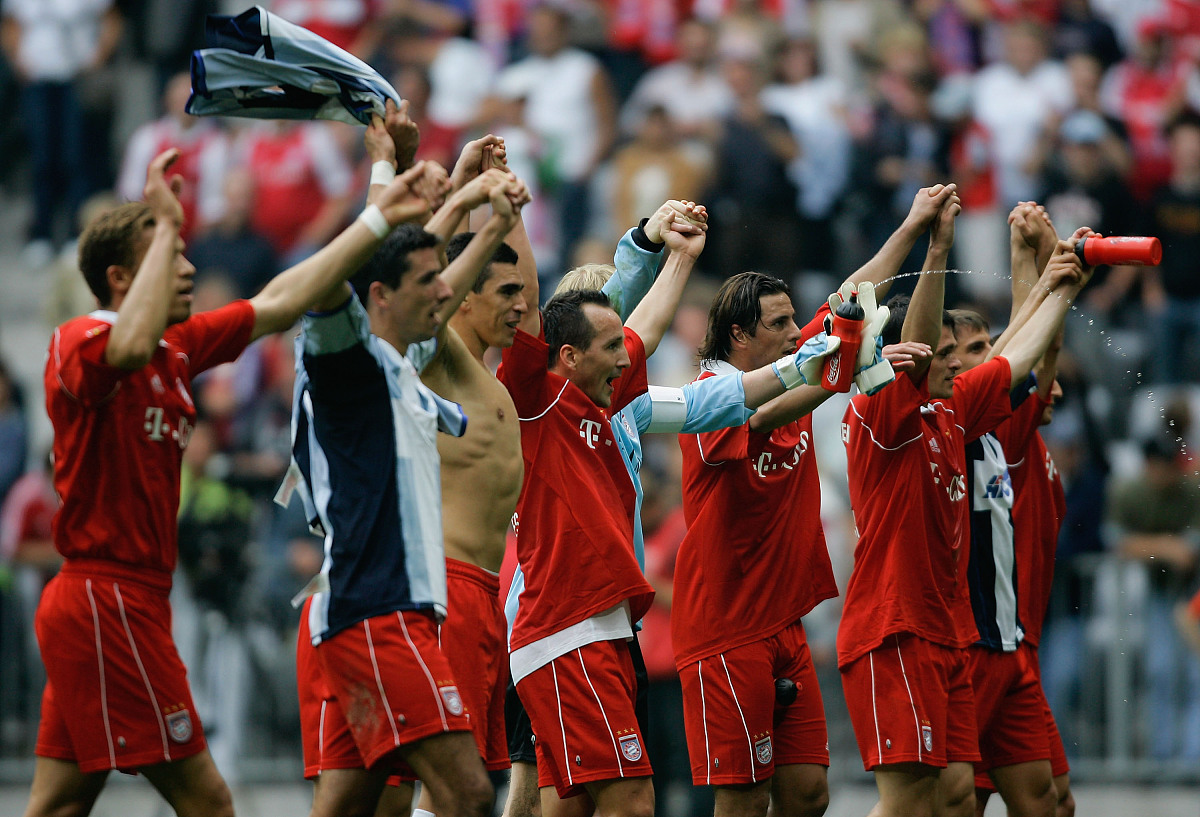 拜仁慕尼黑斩获德甲霸主,球迷欢欣鼓舞的简单介绍 拜仁慕尼黑斩获德甲霸主,球迷欢欣鼓舞的简单介绍