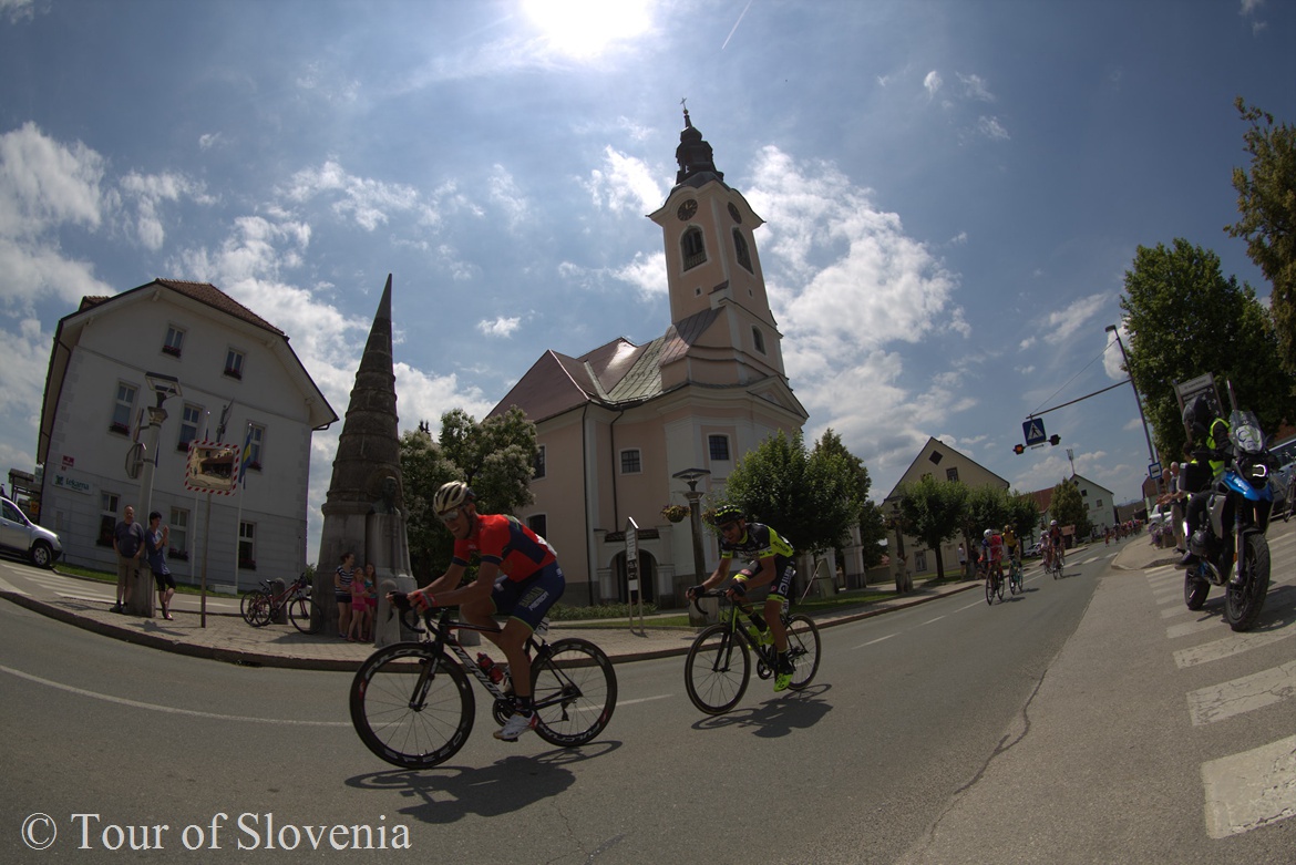 委内瑞拉突围排名上升,斯洛文尼亚势不可挡的简单介绍 委内瑞拉突围排名上升,斯洛文尼亚势不可挡的简单介绍