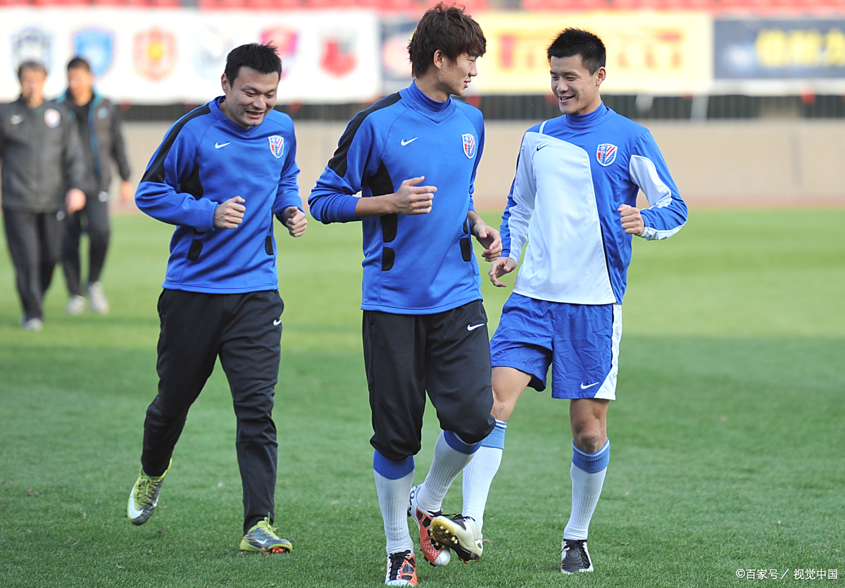 包含主教练探讨下半赛季战术调整,力求更好成绩的词条 包含主教练探讨下半赛季战术调整,力求更好成绩的词条