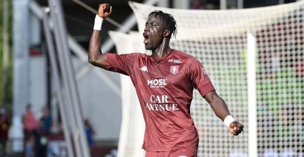 里尔主场击败梅斯,锁定士气的简单介绍 里尔主场击败梅斯,锁定士气的简单介绍