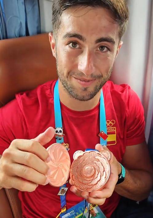 德国选手连续三项比赛斩获金牌