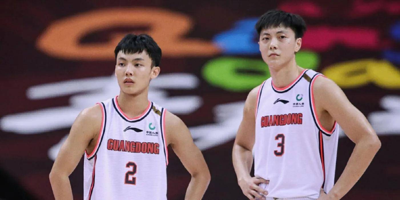 广东捧得2021-2022赛季CBA总冠军!的简单介绍 广东捧得2021-2022赛季CBA总冠军!的简单介绍