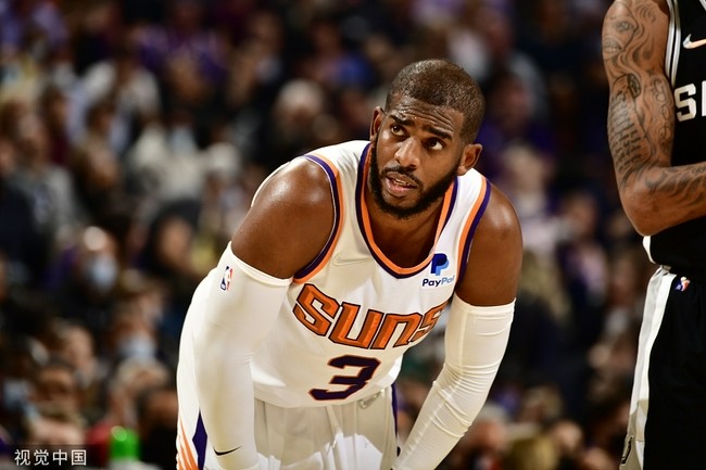 勇士险胜马刺,库兹19分 勇士险胜马刺,库兹19分