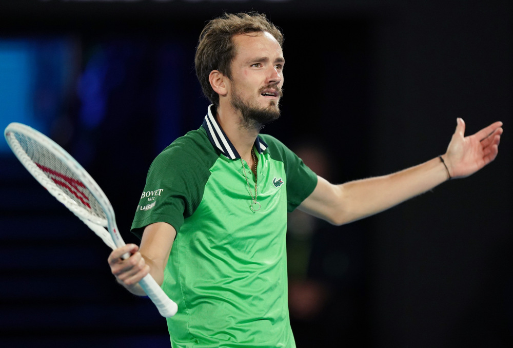 包含美国网球队完胜德国网球队,梅德韦杰夫打破历史纪录的词条 包含美国网球队完胜德国网球队,梅德韦杰夫打破历史纪录的词条