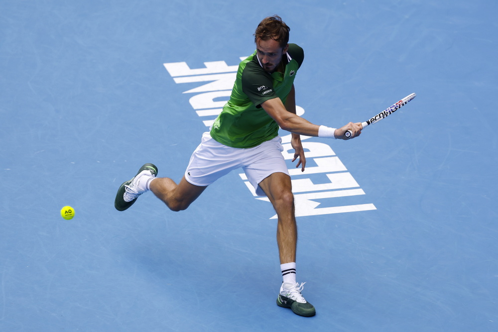 美国网球队碾压日本网球队,梅德韦杰夫高光表现的简单介绍 美国网球队碾压日本网球队,梅德韦杰夫高光表现的简单介绍