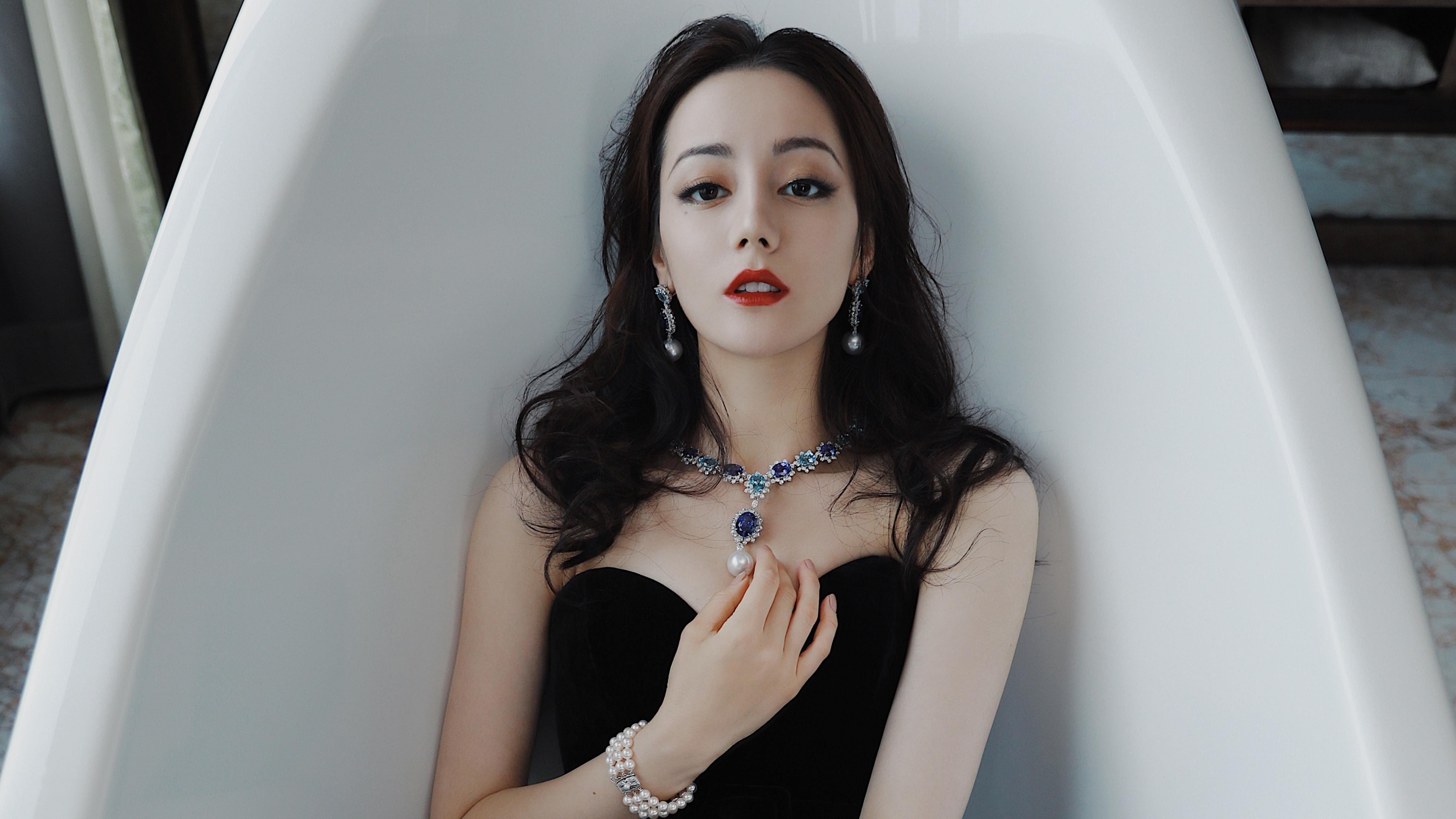 铁血广厦筑起钢铁长城,米切尔化身关键先生压制浙江风暴