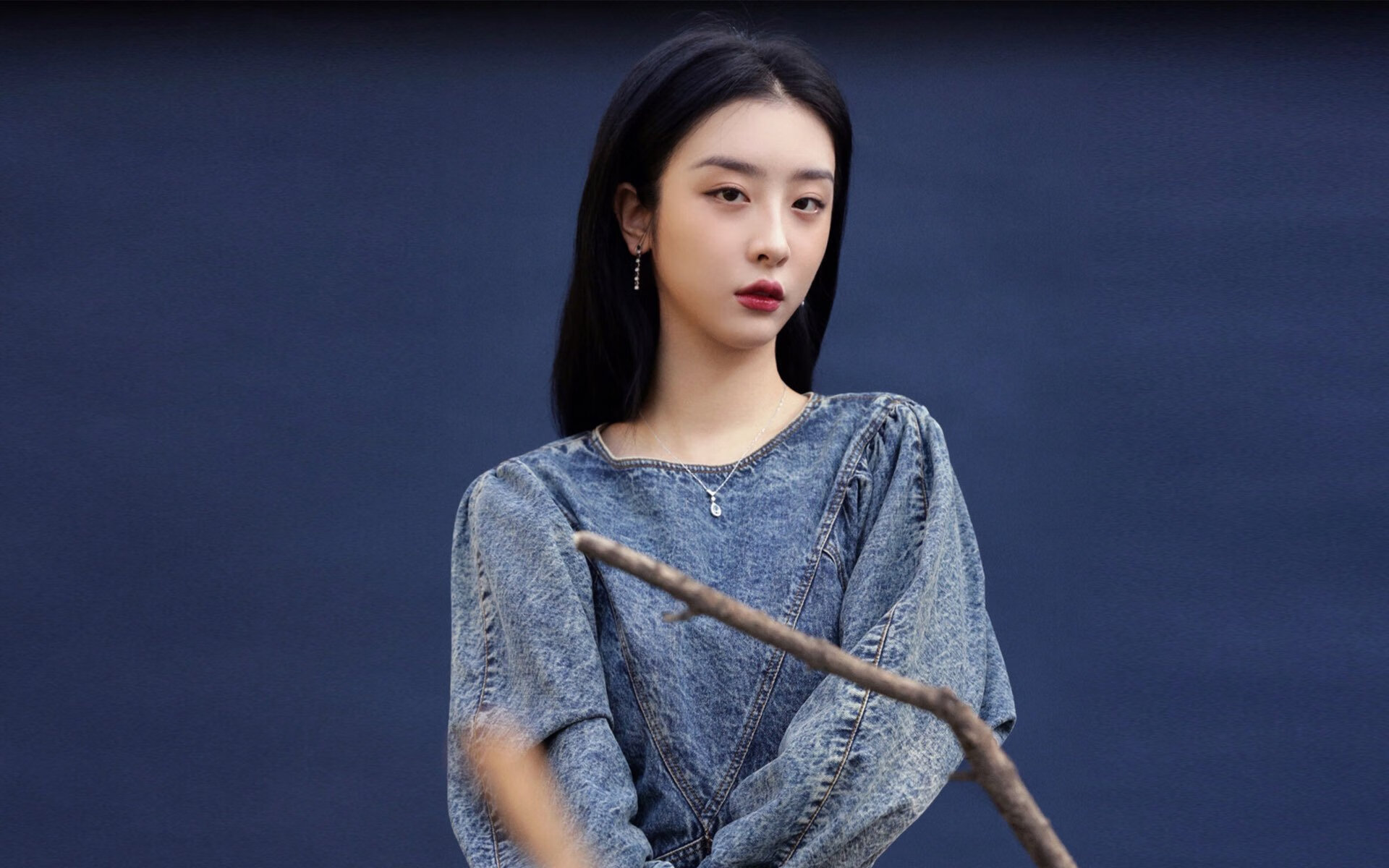 末节之王与绿茵闪电,体育霸权背后的攻防哲学