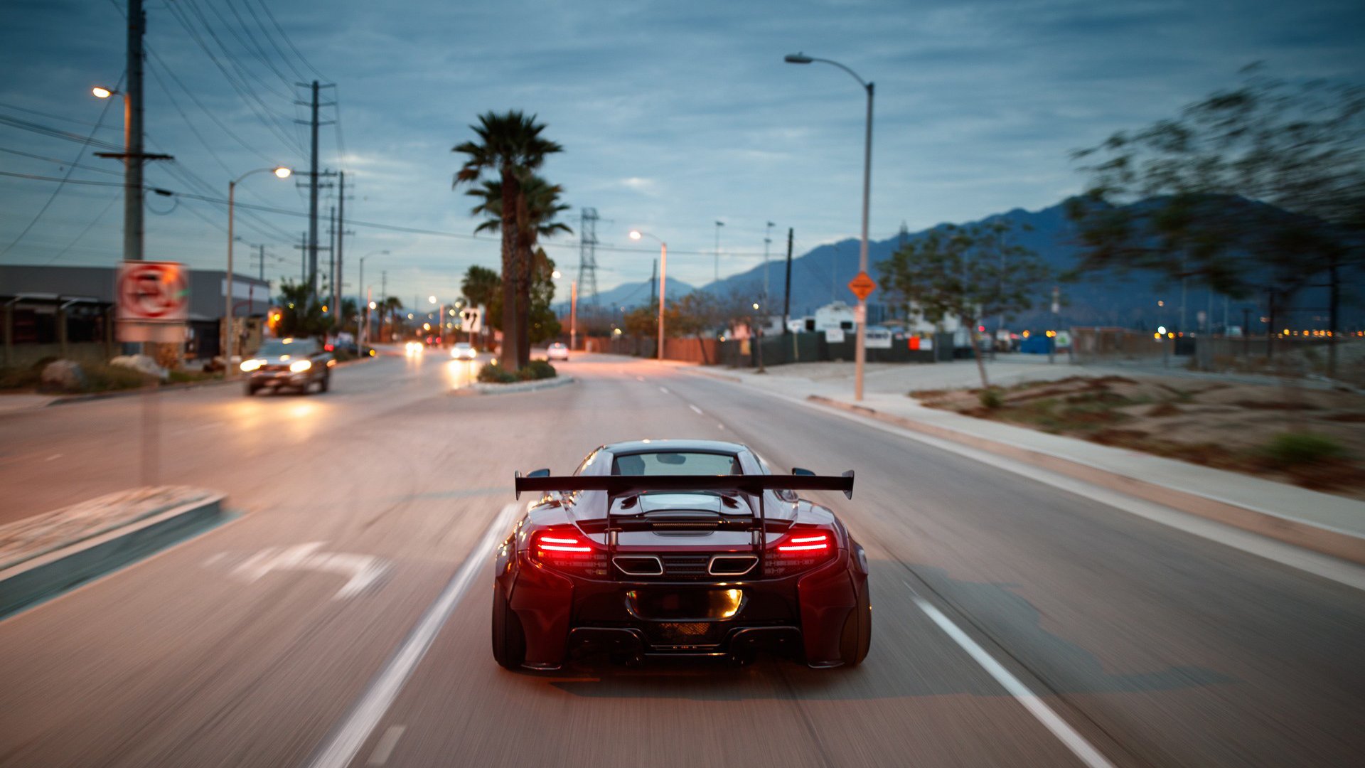 明暗两线，本泽马封神夜与乌克兰掀翻红魔的双重奏